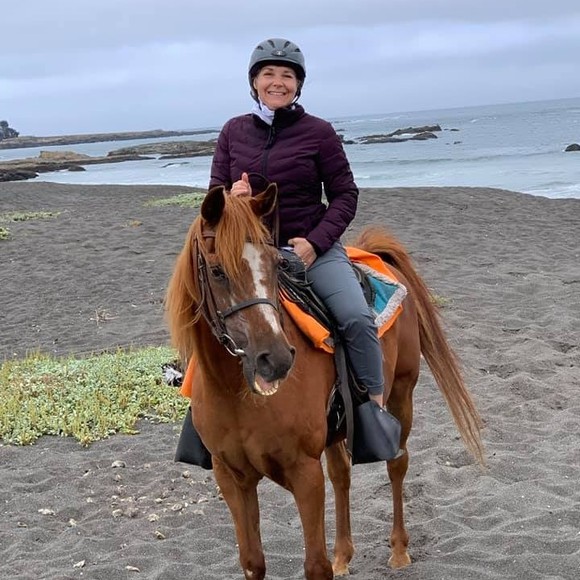 Meet your Posher, Carey - Picture 1 of 1